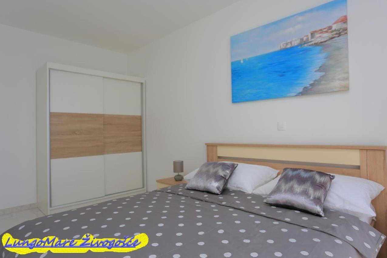 Apartmants Villa Lungo Mare Живогошче Экстерьер фото